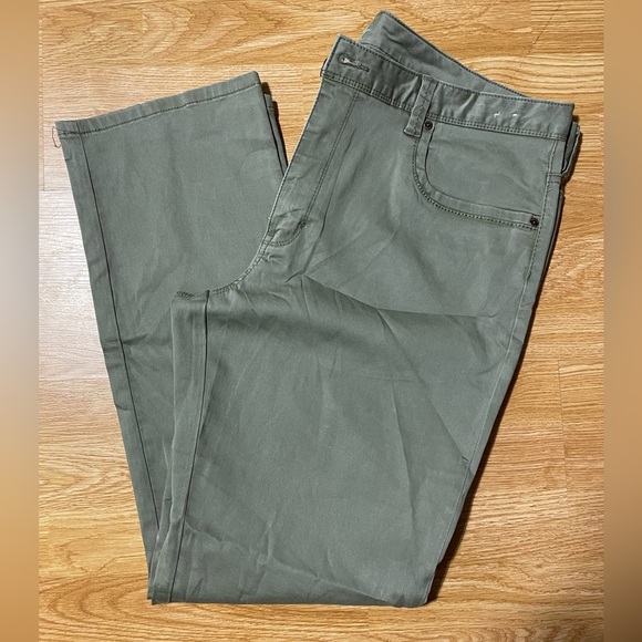 UC- Boracay® 5-Pocket Pants - Picture 3 of 6